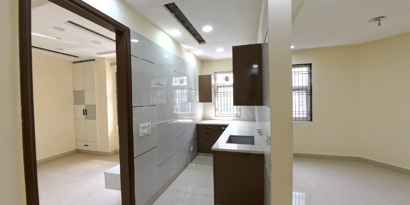2BHK Flat in Rohini Sector 3